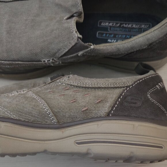 Mens Skechers Relaxed Fit Memory Foam Slip-On Shoes Loafers Khaki Size 11 - Picture 6 of 10